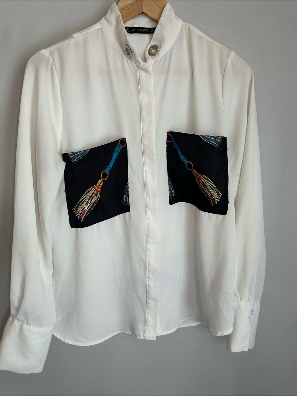 Zara Womens Size S White Button-Up Shirt with Black Tassel-Print Pockets